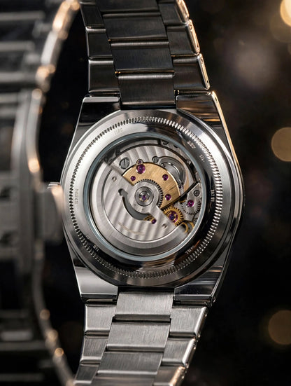 Automatic watch movement detail